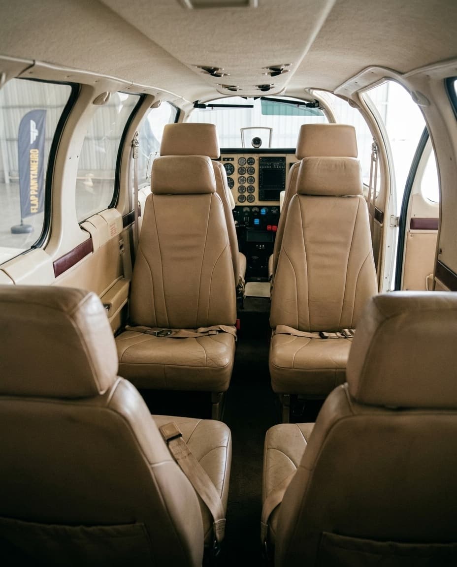 Interna Beechcraft Baron 58