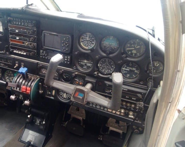 Painel Piper Seneca I PA-34-200