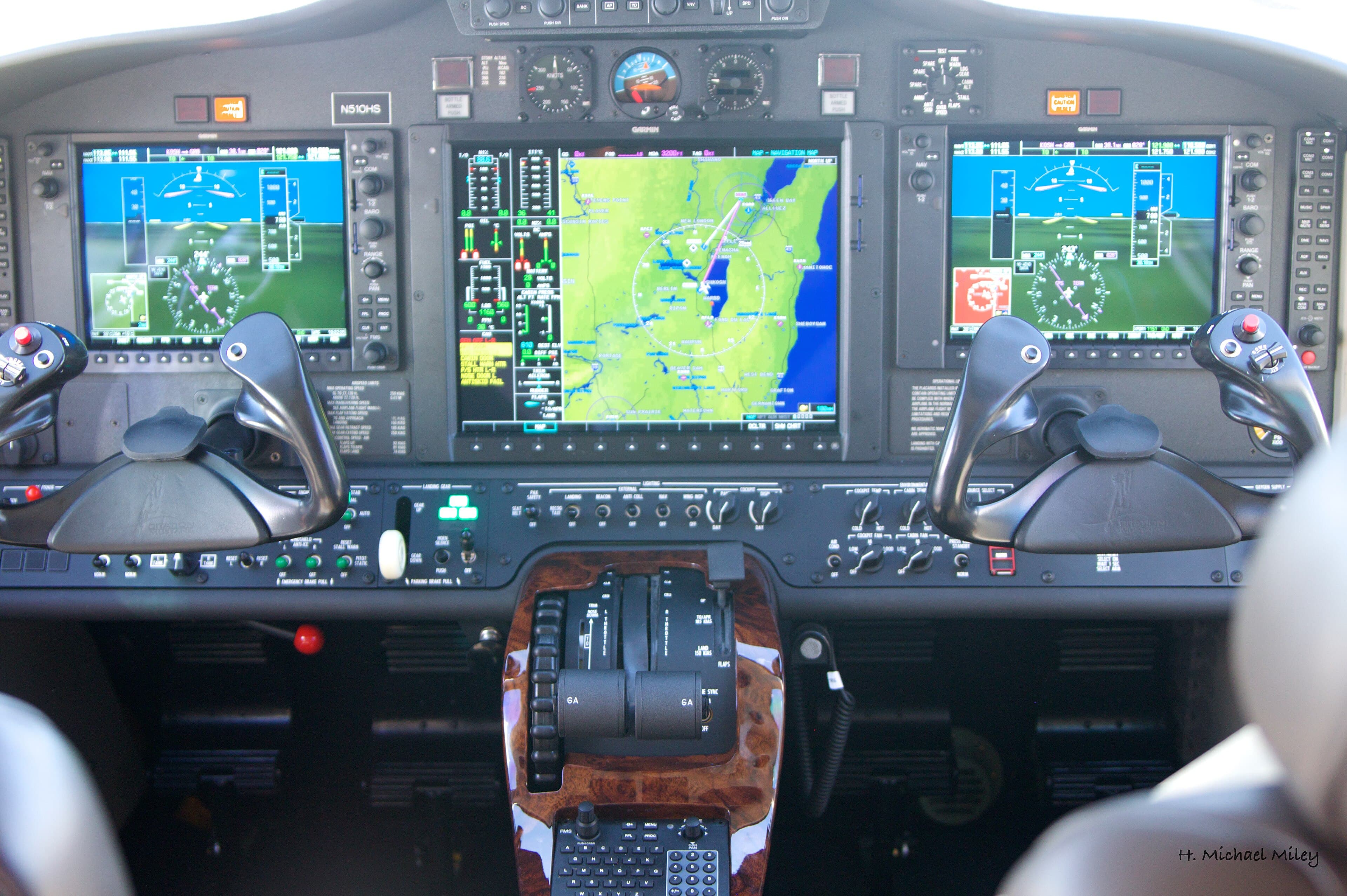 Business aircraft cockpit