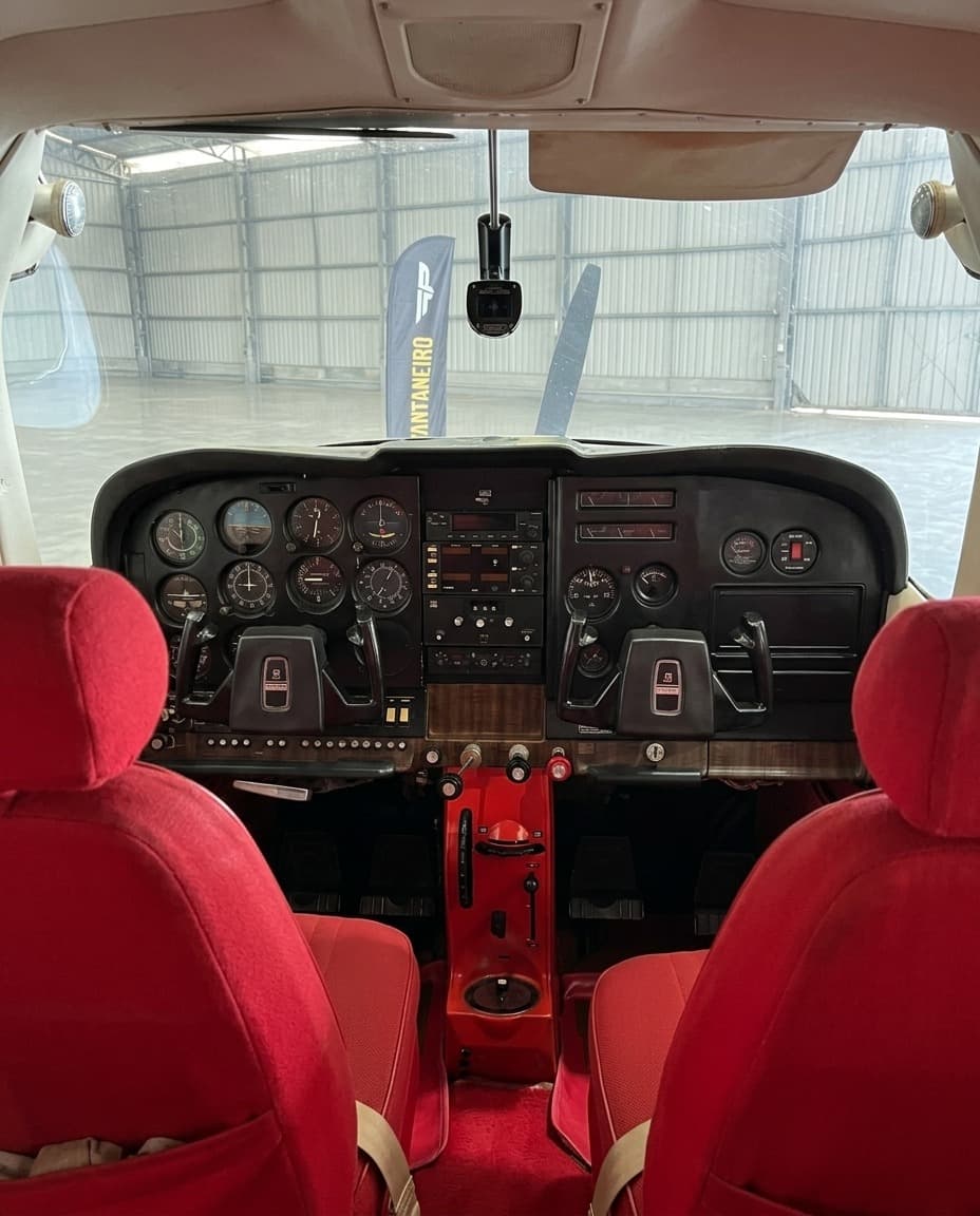 Painel Cessna 182P Skylane
