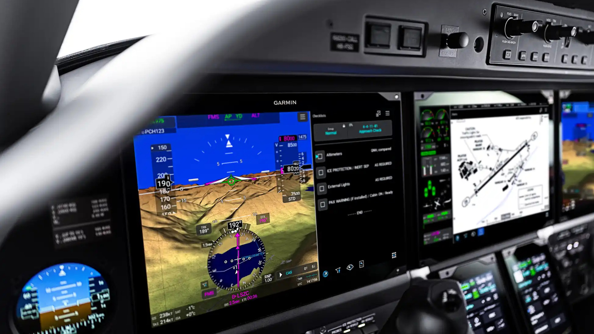 Cockpit Pilatus PC-12 — FLAP PANTANEIRO